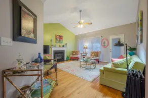 Pet friendly Sweet Ranch Home near NCSU & RDU - Image 4