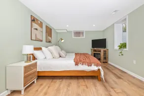 Cozy Basement Apartment in Downtown Frederick - Image 2
