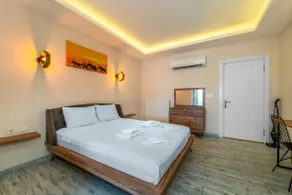 Sea view suite - Veddel Nakas Suites - Image 4