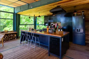 TreeTops. Complete cabin in the woods and river. - Image 5