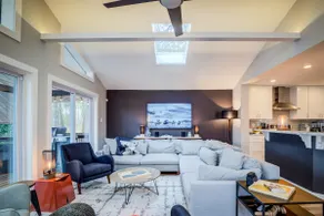 Luxury Modern Home on Water+Hotub- Annapolis 25min - Image 2