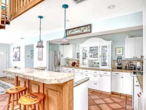 Tropical Chalet w/ 3 King Bedrooms. 3 patios, and an Above-Ground Pool! - Image 3