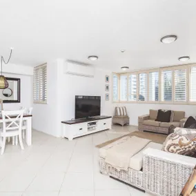 Rainbow Retreat - 3 Bed Ocean Views, SPA on Roof Terrace - Image 5