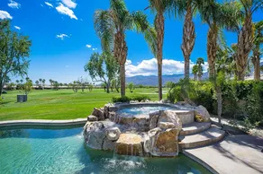 WOW! 3 Master Bedrms, Views, Huge Lot, BEST price - Image 3