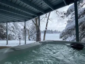 Lakehouse Paradise w/ Hot Tub Near Cascade Mountain - Image 2
