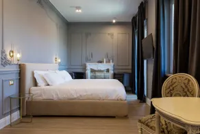 Vespucci Boutique - Delux Room 34 - Image 3