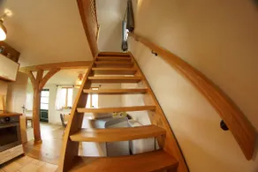 Charming apartment in a uniquely quiet location - Image 5
