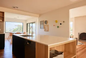 The Green House - Image 3