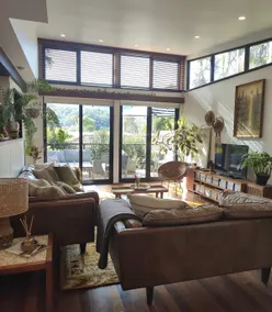'The Bower' Stylish garden bungalow Mount Kembla - Image 2
