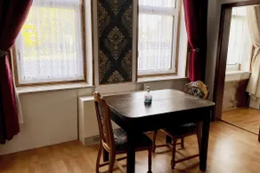 Medium sized, styled apartment in Schmölln. - Image 4