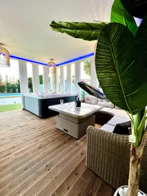 Muthee Luxurious Private Villa - Image 4