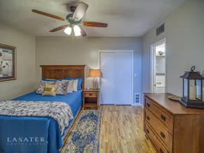 Downtown Apartment #3 - 2BR/2B lol- On the Square - Image 5