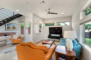 Modern E Austin Home | 4BR | Near everything ATX - Image 2