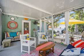 Oak Tree Bungalow - Relaxed Island Living - Image 4