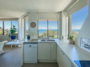 Sanctuary by the Sea on Kings Beach - Image 4