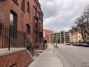 East Town Minneapls; Near Conv. Ctr-Stadium-Armory - Image 5