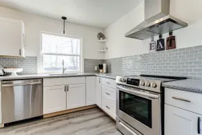A Perfect Bungalow in a Perfect location! - Image 4