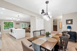 Entire Residential Home -4 Bedrooms in Vienna - Image 3
