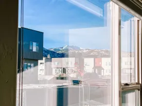 Escape the City, Venture to the Mountains! STR26-201 - Image 4