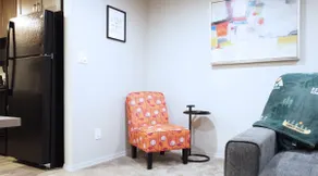 Lovely 1-Bedroom Condo, unit 2, 1min from I5 - Image 5