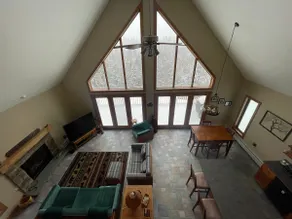 A mountain view chalet on the Mad River - Image 4