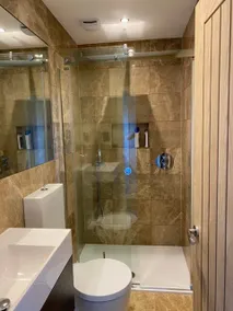 Luxury small 1 bed apartment with stunning views - Image 5