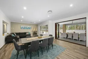Luxury 5 bed Villa w/pool, Thistle Hill Guesthouse - Image 5