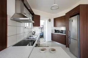 Vourvahis Seaview Apartments - Image 3