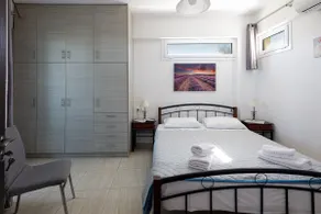 Vourvahis Seaview Apartments - Image 4