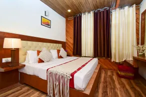 Boho 5 BHK Villa: Wi-Fi+Parking+Power Backup - Image 3