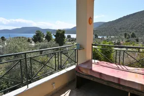 Pavlos' cottage with beach view - Image 3