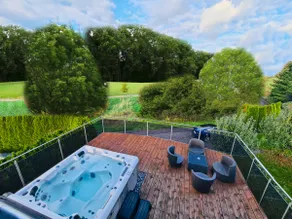 Villa with Pool - Leon's Holiday Homes - Image 4
