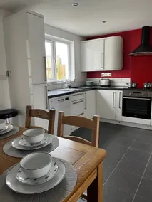 Parking-Central Braunton- Modern House. - Image 2