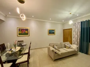 Nice and modern residence with private parking - Image 2