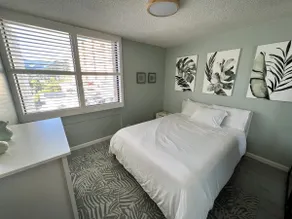 Hibiscus Hale <> Modern condo near trendy Kaimuki - Image 3
