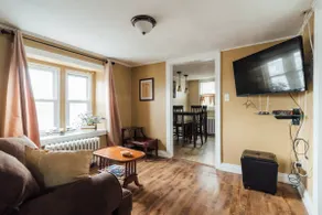 Charming apartment in Historic Philadelphia home - Image 3
