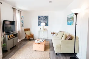 Cozy 2 bed, 1 bath - 4.5 miles to ANGC - Image 4