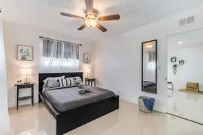 Beautiful spacious home-2 min Hard Rock Casino - Image 4