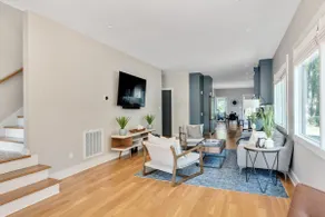 Luxury Downtown Durham | 3BR | 5 Min Walk to DT - Image 3