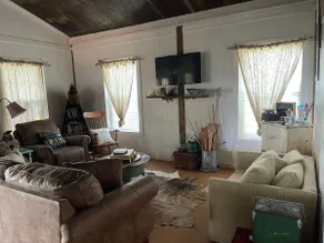Firefly Shores - Lakefront Cottage with 1BR & Loft - Image 3
