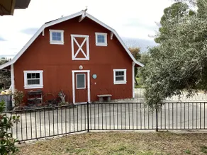 Red Barn Cottage - Image 2