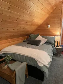 Private Loft with Mountain Views - Image 4