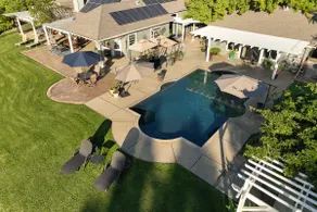 Private Auburn Pool & Spa Retreat Sleeps 10+ Dogs Sunsets Wineries and Brewery. - Image 5