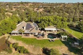 Private Auburn Pool & Spa Retreat Sleeps 10+ Dogs Sunsets Wineries and Brewery. - Image 4