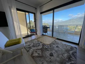 BEAUTIFUL APARTMENT WITH MAGNIFICENT SEA AND MOUNTAIN VIEWS - Image 2