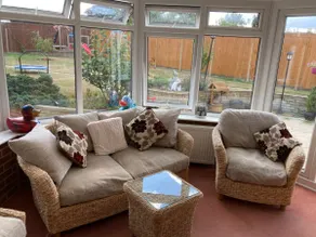 Delightful self-contained Annexe close to airport - Image 2