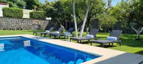 Cozy cottage in a gated community, large garden - Image 3