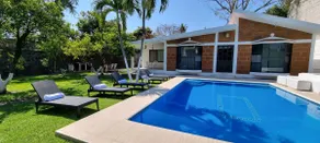 Cozy cottage in a gated community, large garden - Image 2