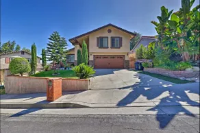 Close to Disney land/ Nice pool Backyard Oasis! - Image 2
