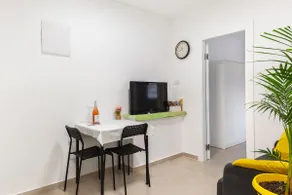 Charming housing unit 10 minutes from the airport - Image 3